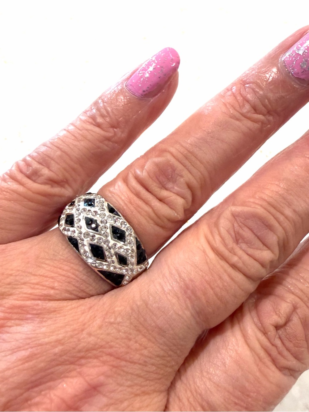 Vintage Sterling Silver .925 Black & White Lattice Dome Ring Size 7